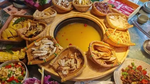联想拯救者电，线上娱乐，竞新品发布，性能巅峰